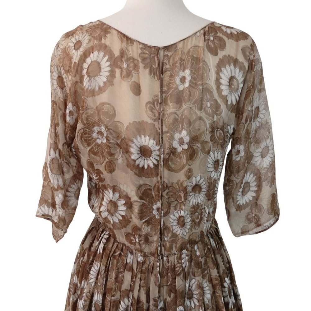 Vintage 1960s Women's Brown Daisy Floral Chiffon Fit & Flare Dress - Picture 7 of 11